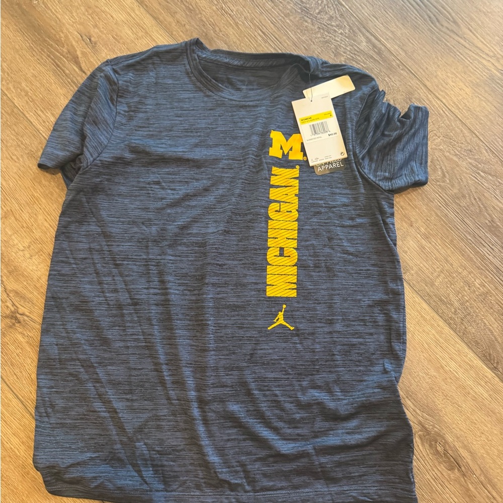 Jordan Men’s Navy Heather Tee with Yellow Michigan Vertical Logo